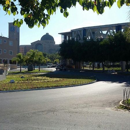 Hospedaria Servos De Maria Aparecida (Sao Paulo) Exterior foto